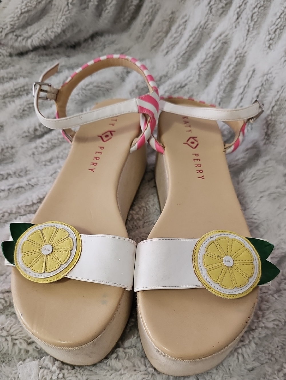 Katy Perry Collections White Sandals with Yellow Lemon Appliqués